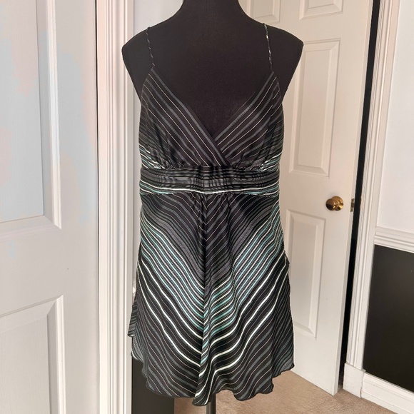Kenneth Cole Reaction Black with Blue and White Pinstripes Cross Halter Top 8 - Picture 1 of 4